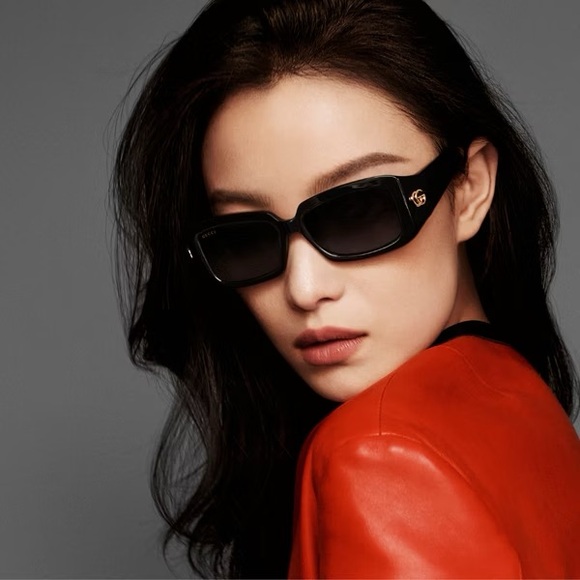 Gucci Sunglasses - Picture 7 of 8